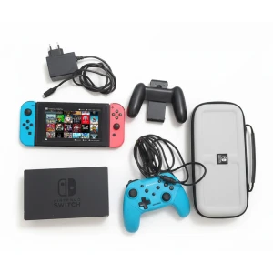 Nintendo Switch Occasion Flashée 128GB + 20 Jeux + Protection Incassable + Pochette - Très Bon État
